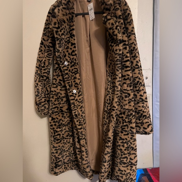 Cheetah fur coat - Picture 3 of 4